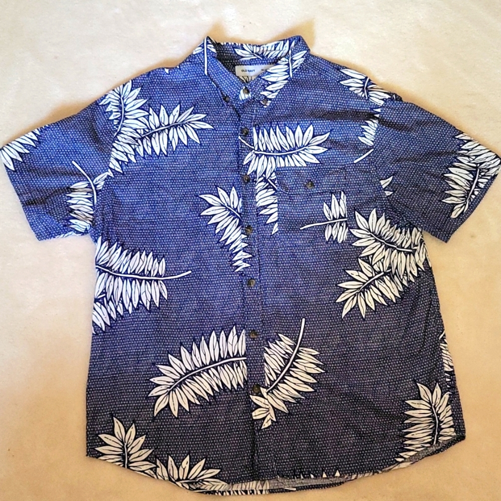 2/$20 🌴 Men's tropical button down sz XL